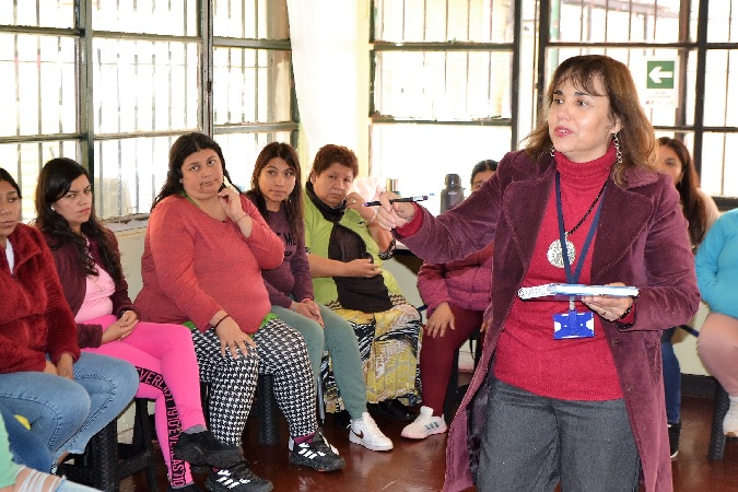 El diálogo se efectuó en la sala de visitas de la sección femenina del CDP.