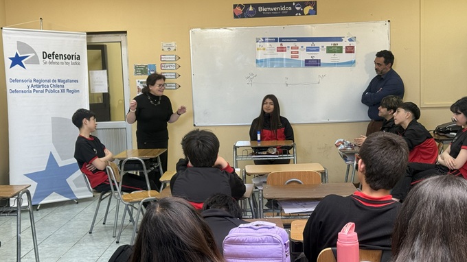 Las y los j&oacute;venes valoraron positivamente lo din&aacute;mica y did&aacute;ctica de la simulaci&oacute;n de un juicio oral.