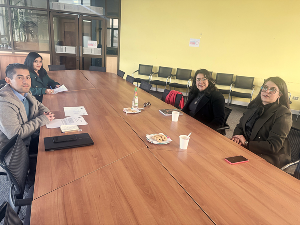 Defensoras penales públicas afianzan lazos de colaboración con el SernamEG