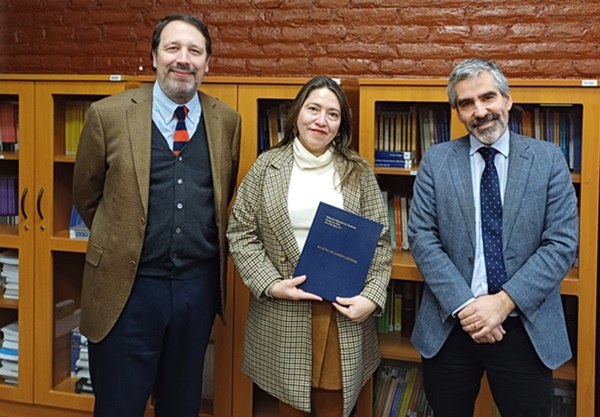 El Defensor Regional, Sebastián Salinero, junto a Catherine Ríos y Fernando Alliende.