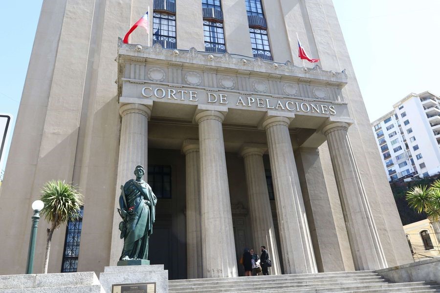 El fallo otorg&oacute; a la representada la libertad vigilada contemplada en el art&iacute;culo 15 de la Ley N&deg; 18.216.
