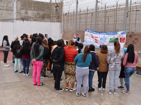 Las mujeres imputadas recibieron orientación del Defensor Regional de Tarapacá, Gabriel Carrión Calderón.