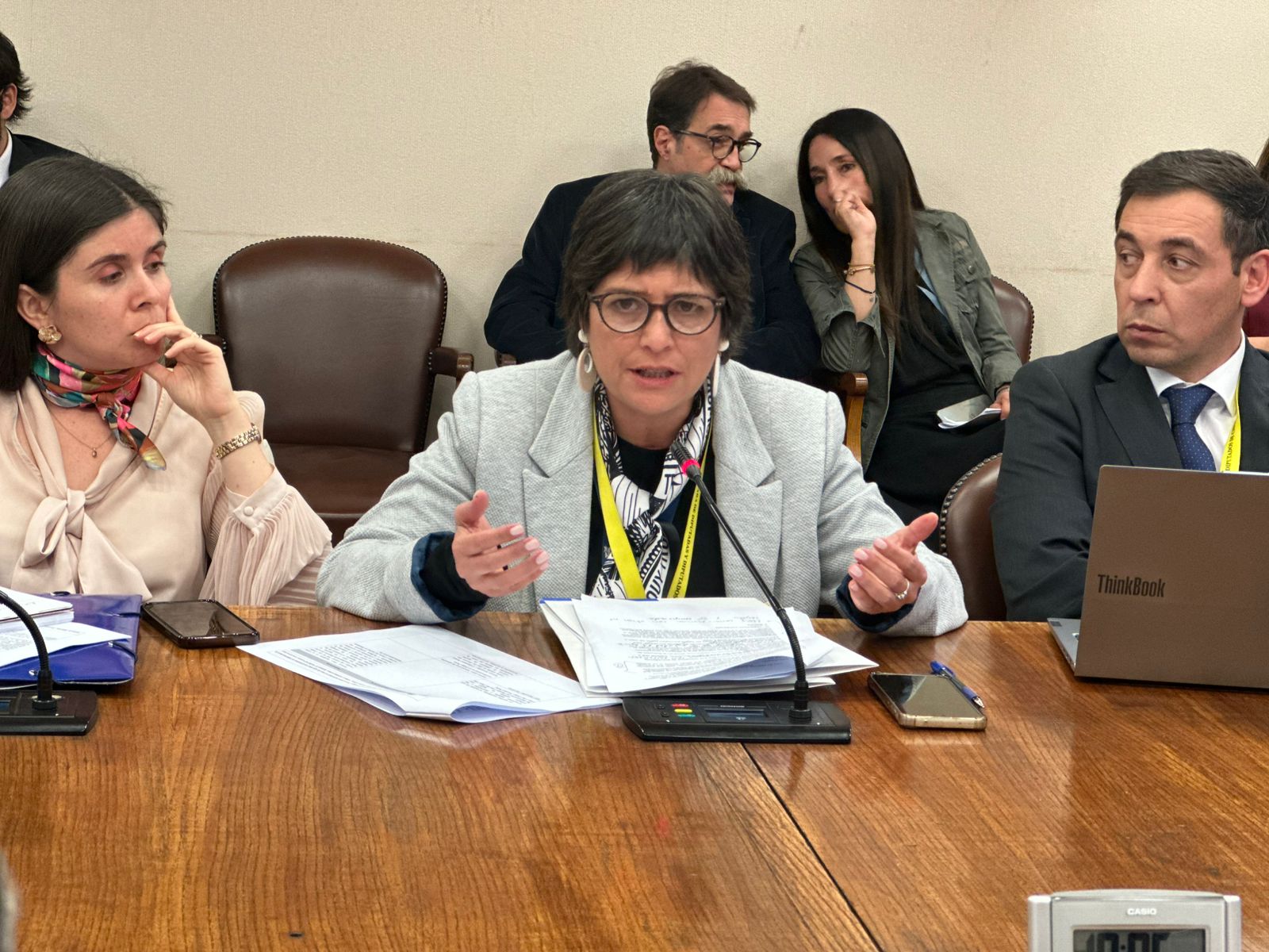 Defensora Nacional expone ante Comisión de Seguridad por proyecto sobre agentes encubiertos en Internet