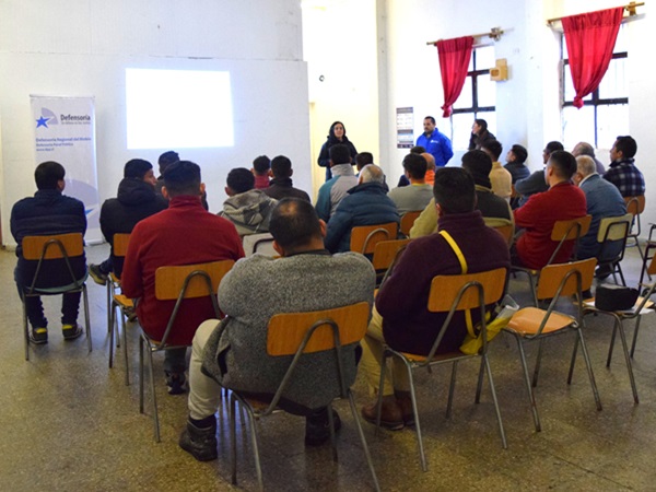 El equipo penitenciario respondió a todas de las consultas formuladas por los internos que cumplen condena en la cárcel de Yumbel.