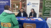 Charlie Andrade y Susana Neira, respondieron consultas de alumnos y funcionarios de la UMAG