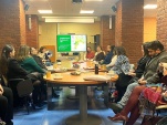 El primer conversatorio del ciclo convoc&oacute; a defensoras, defensores p&uacute;blicos y asistentes de la Defensor&iacute;a. junto a representantes de Gendarmer&iacute;a.